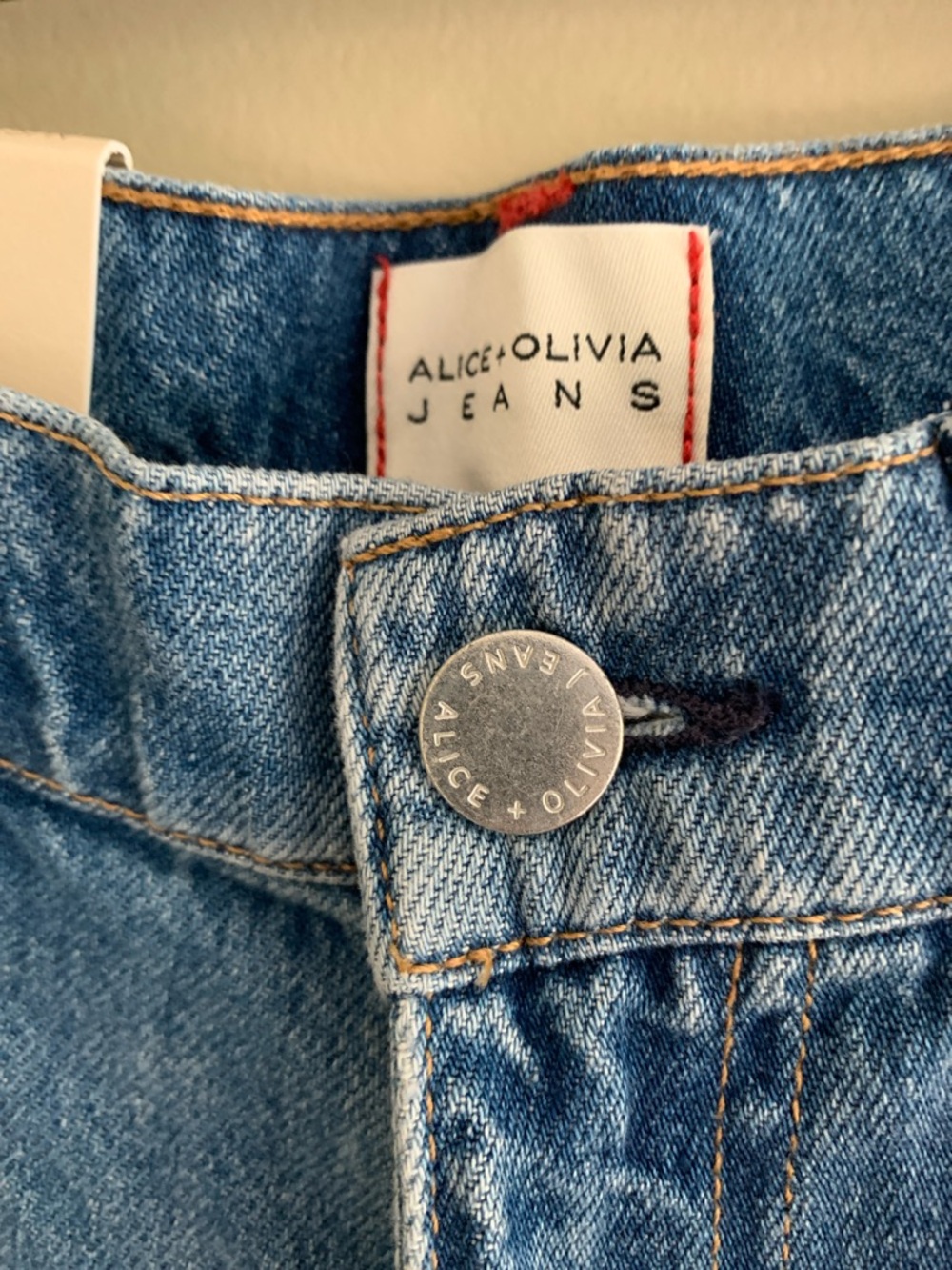 ALICE+OLIVIA Weezy High-Rise Wide Leg Jeans in Avery Blue - Picture 7 of 12